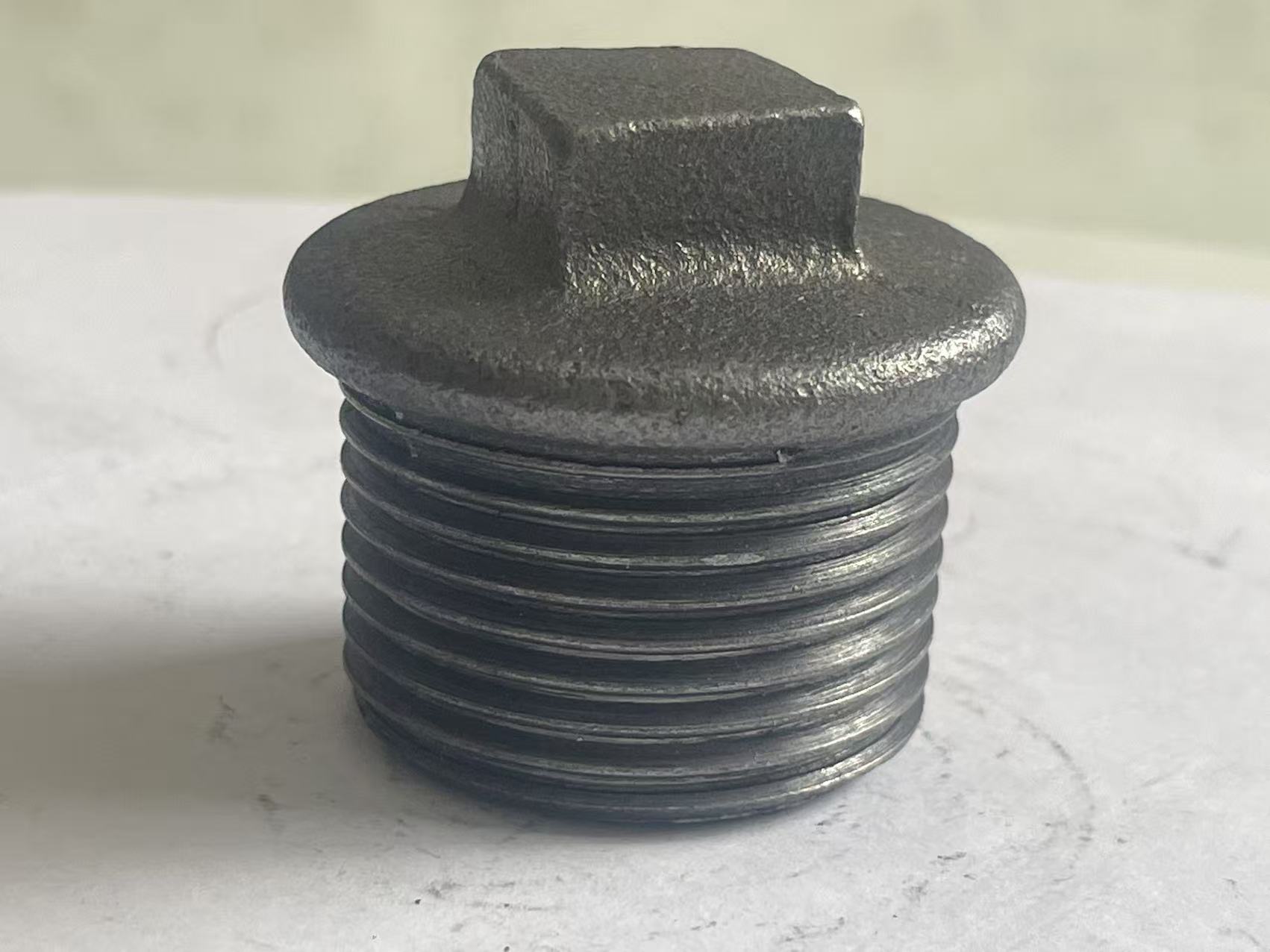 BSPT British Standard Round Edge Black Plug (Fig.290)